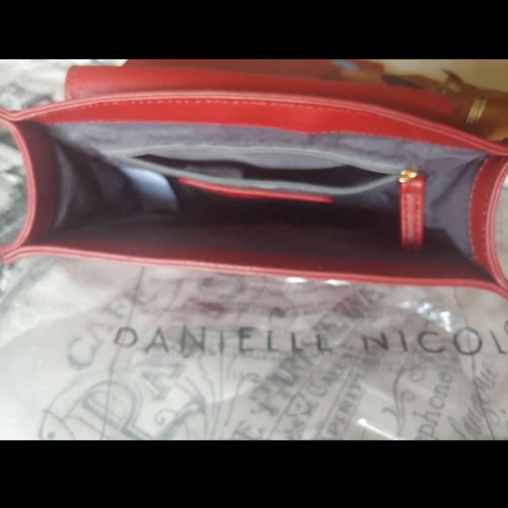 Danielle Nicole sleeping beauty crossbody purse - Picture 3 of 5
